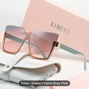 Xingfu Women’s Pink Sunglasses with case